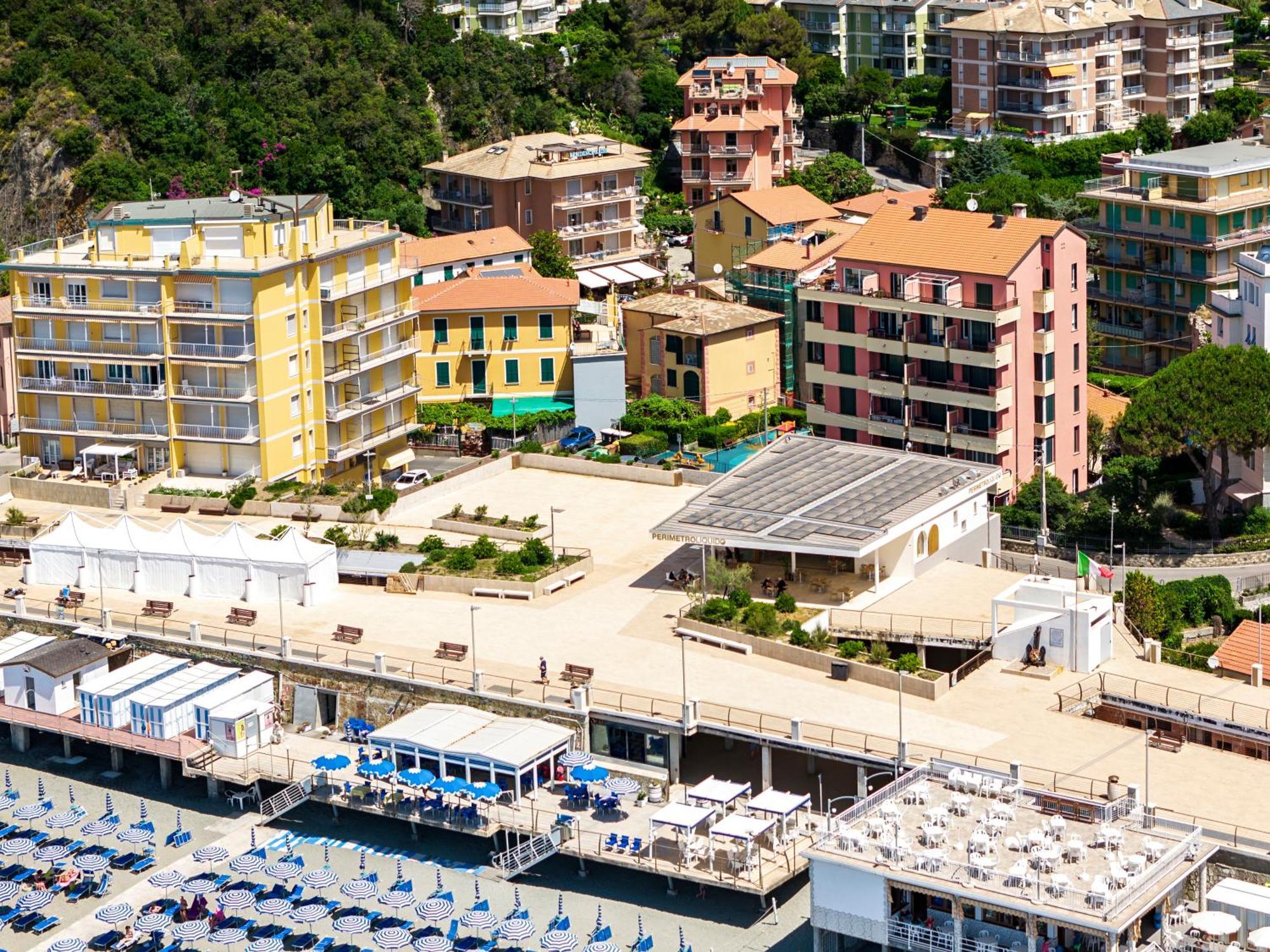 Residence Hotel Kriss Дейва Марина Екстериор снимка